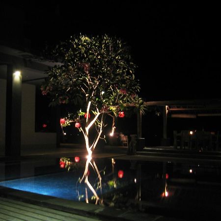 Cafe Alberto B And B Senggigi Exterior foto
